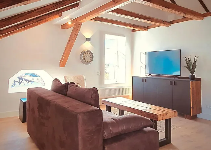 Loewe Apartments