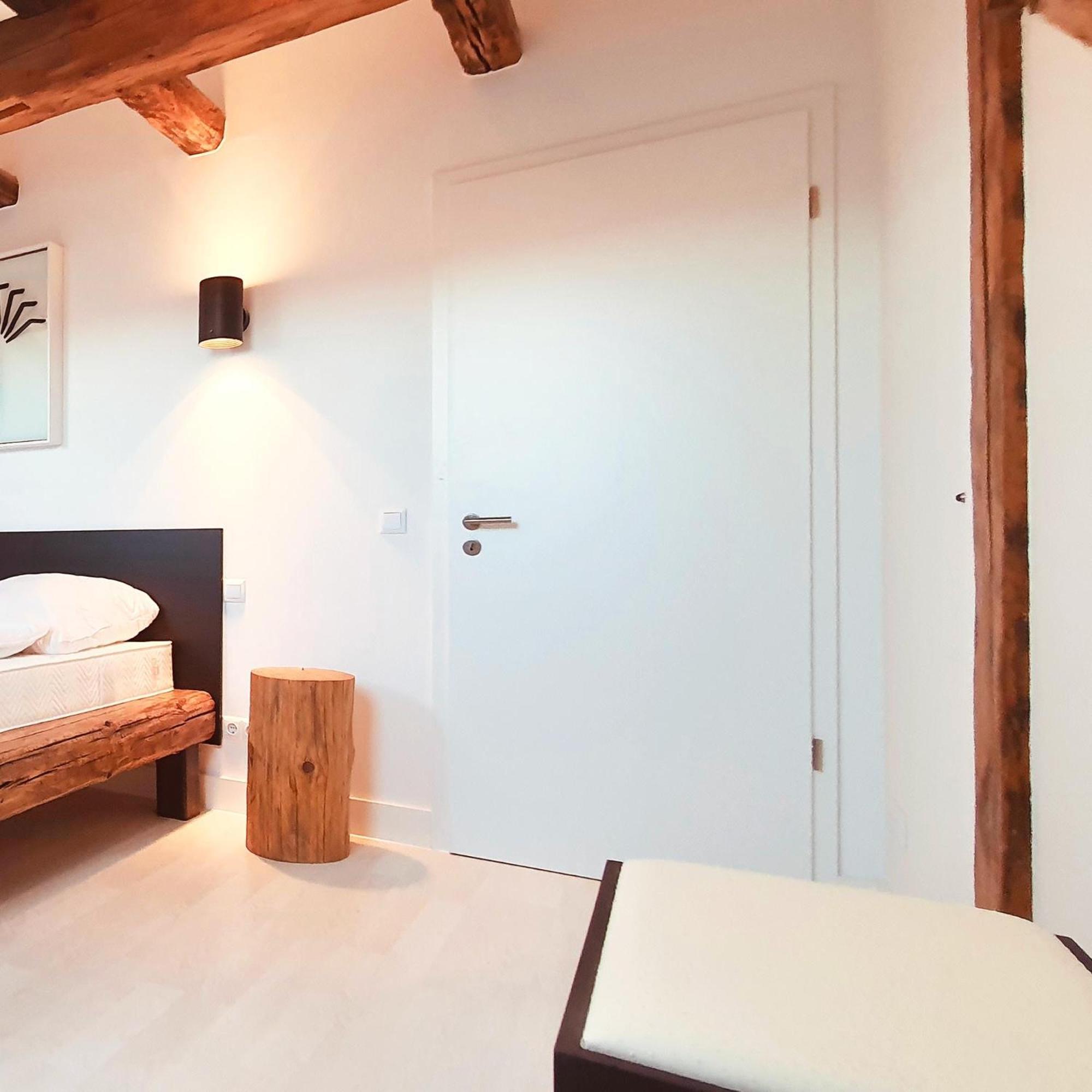 Loewe Apartment Oy-Mittelberg