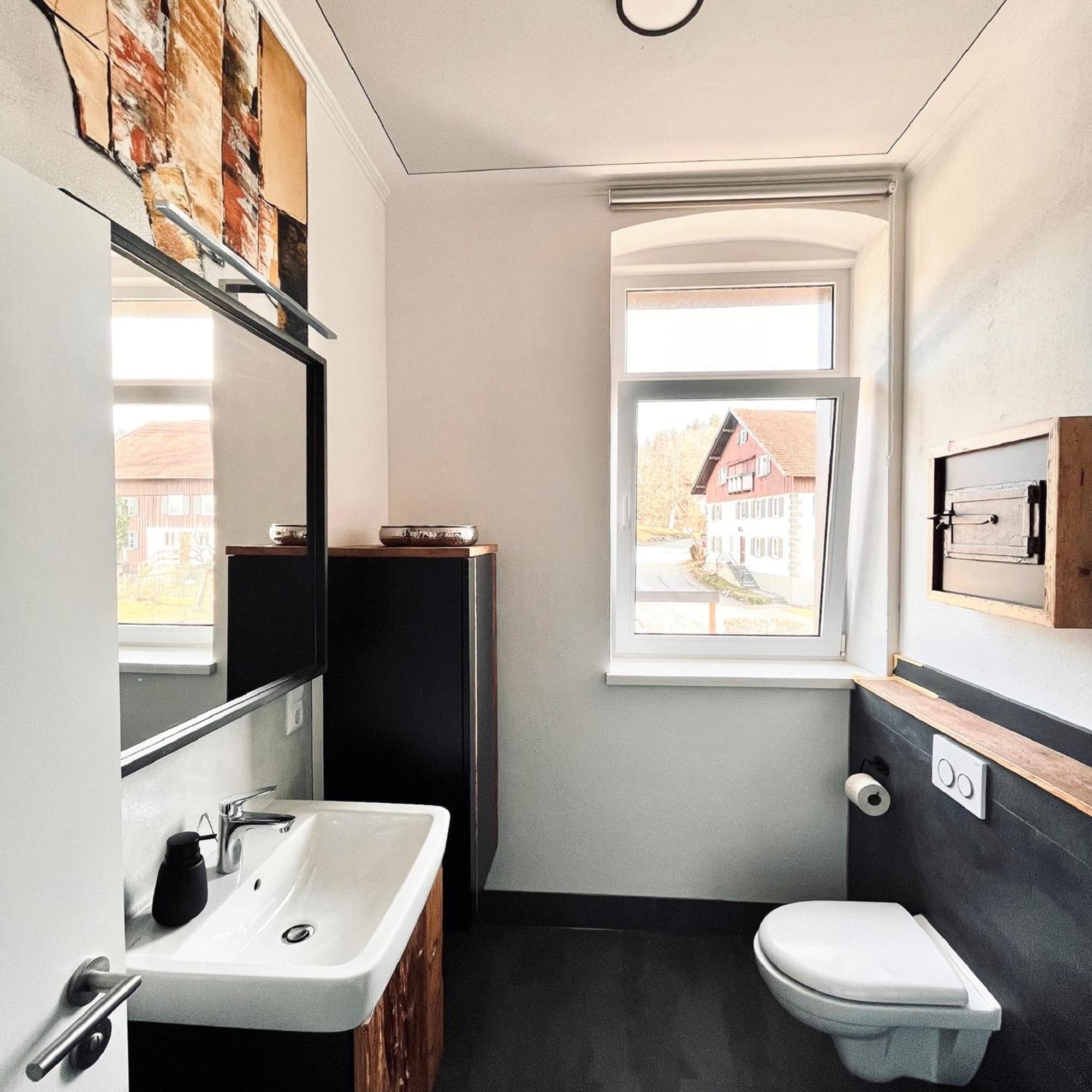 Loewe Apartment Oy-Mittelberg