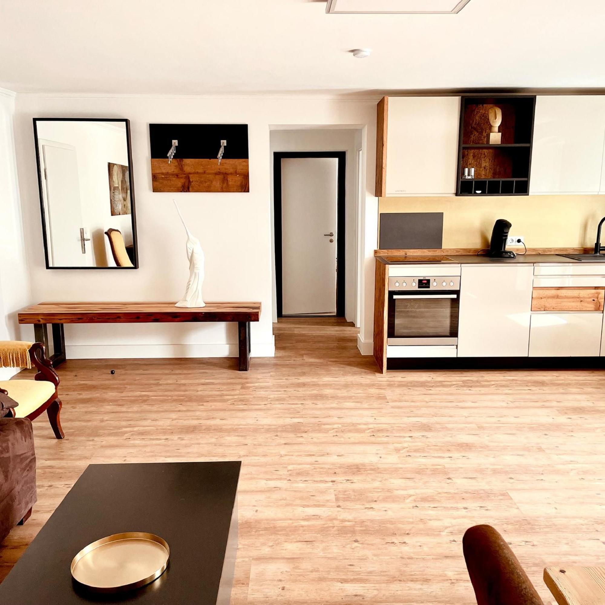 Loewe Apartment *