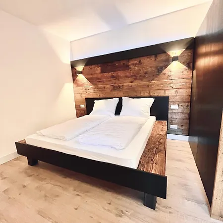Loewe Apartments Oy-Mittelberg Buitenkant foto